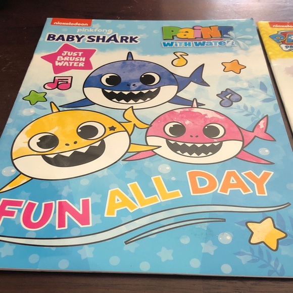 ποΈ Nickelodeon Baby Shark and PAW Patrol Water Paint Books - Picture 2 of 5